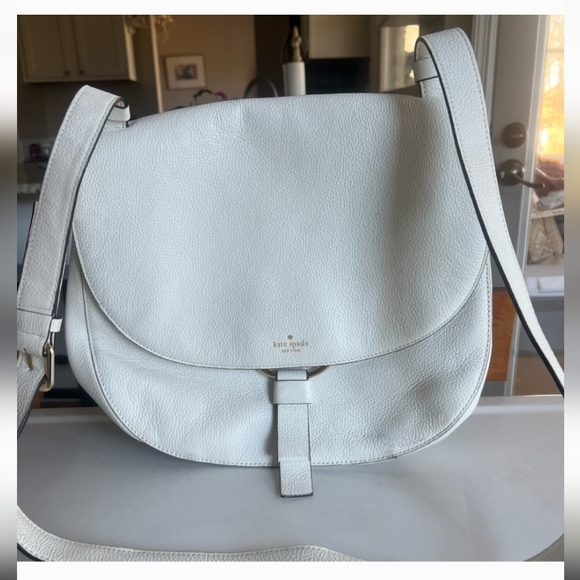 Kate Spade Large White Saddle Bag Crossbody Bag - Picture 1 of 16